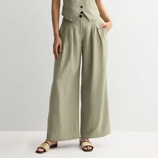 Wide-Leg Linen Pants